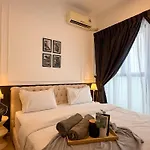 Country Garden Seaview Suite By Nest Home At Danga Bay